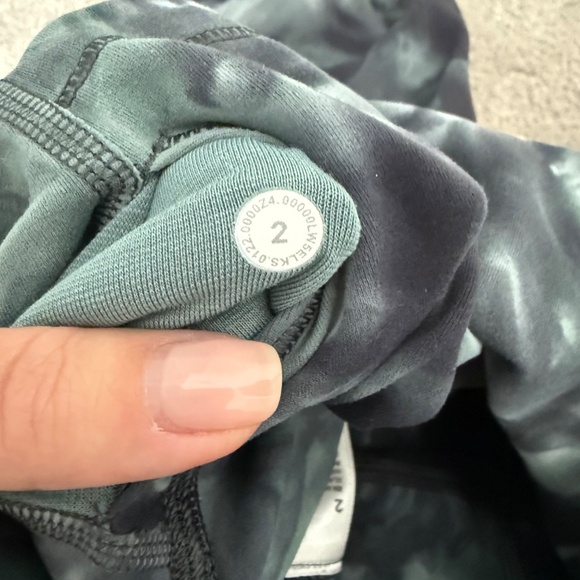 Lululemon align high-rise diamond dye leggings 25” - Picture 7 of 7